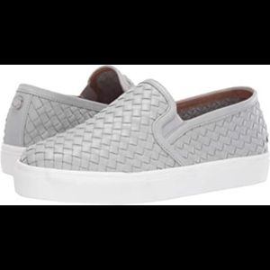 Steve Madden Willow slip on sneakers - size 8.5